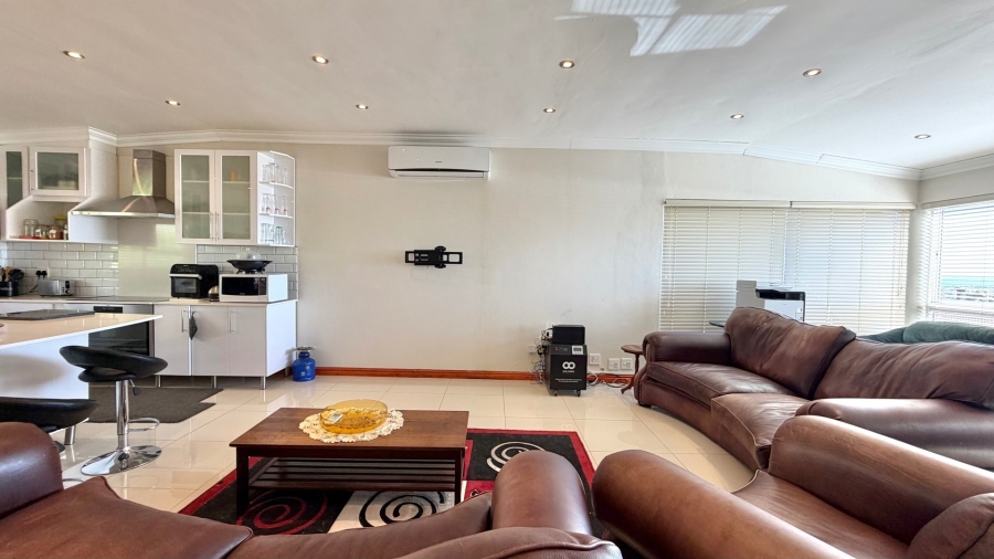 3 Bedroom Property for Sale in Mountainside Western Cape